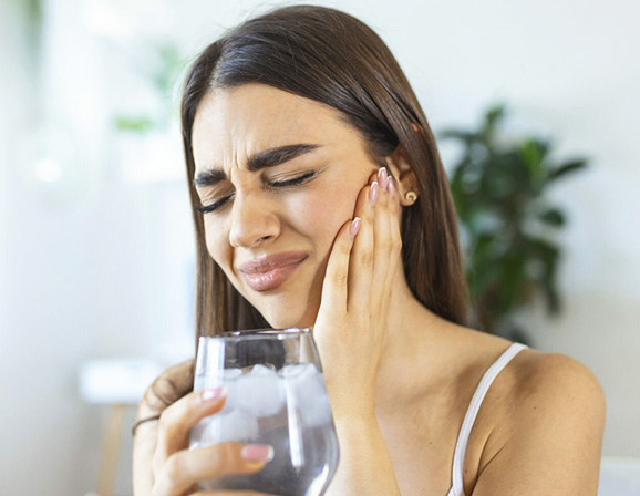 Emergency-Dentistry-Pearl dentistry of South Hills